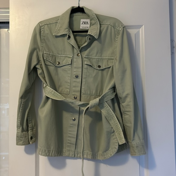Green Zara washed denim shirt with optional belt - Picture 7 of 7